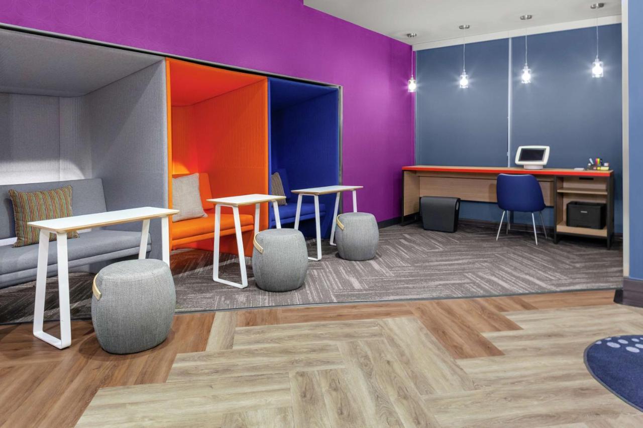 Tru By Hilton Gilbert Hotell Exteriör bild